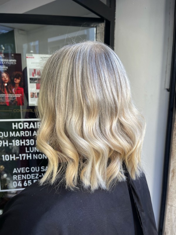 Balayage Blond sur cheveux longs ou courts Marseille