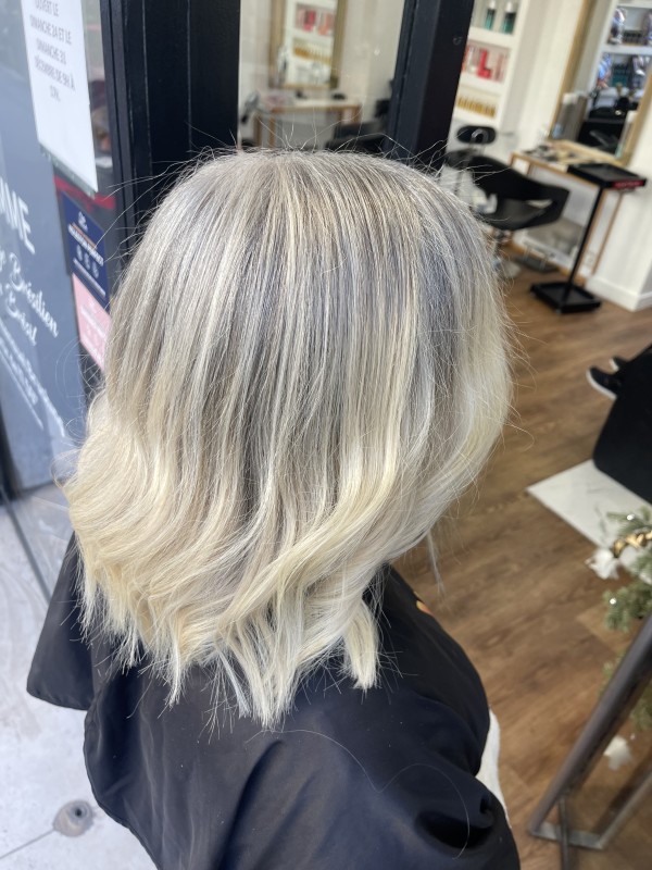 Balayage Blond sur cheveux longs ou courts Marseille